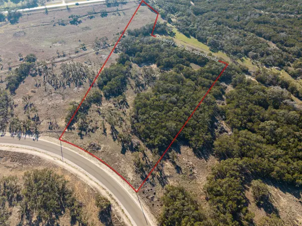 642 Windmill Ridge DR, Blanco, TX 78606