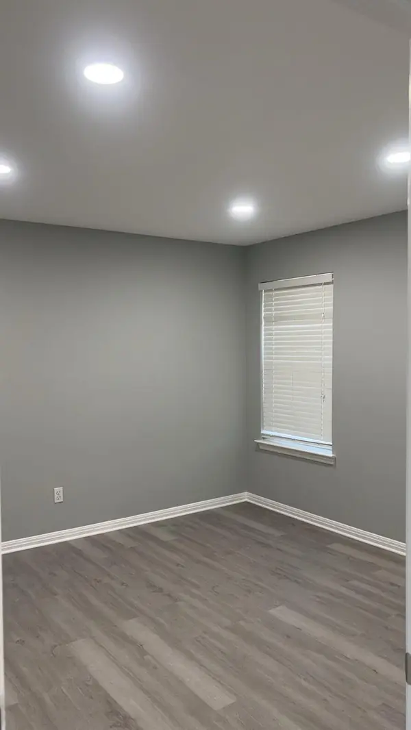 310 W Murray ST, Manor, TX 78653