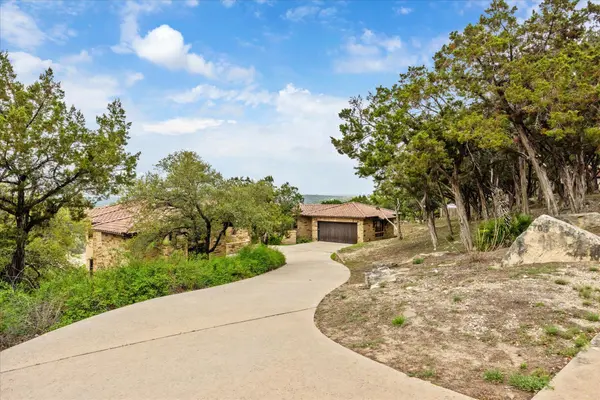 709 S Angel Light DR, Spicewood, TX 78669
