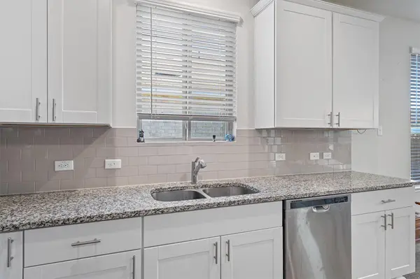 160 Gunther WAY, Taylor, TX 76574