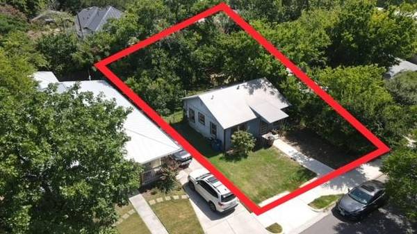 3009 E 18th 1/2 ST, Austin, TX 78702