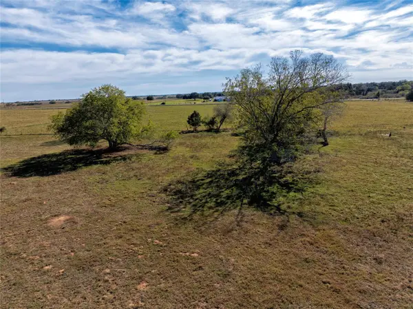 TBD FM 532, Hallettsville, TX 77964