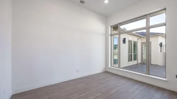 100 Rosetta LOOP, Liberty Hill, TX 78642
