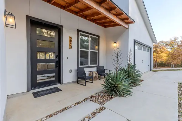 273 Tahitian DR, Bastrop, TX 78602