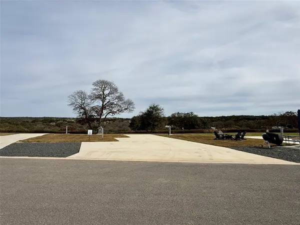 5386 Ranch Road 1376 RD #163, Fredericksburg, TX 78624