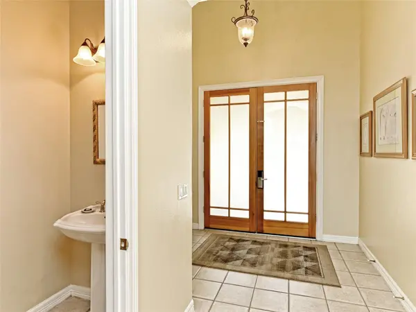 8212 Barton Club DR #9-10, Austin, TX 78735
