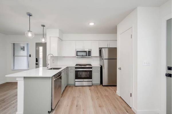 901 Airoso CV #A, Austin, TX 78745