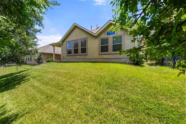 24 Stone Terrace DR, Austin, TX 78734