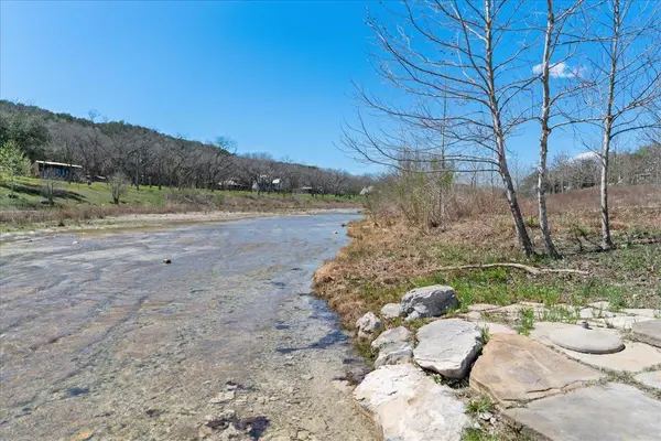 2400 Flite Acres RD, Wimberley, TX 78676