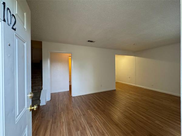 4810 West Wind TRL #102, Austin, TX 78745