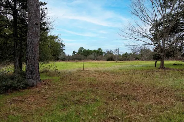 5431 N HWY 77, La Grange, TX 78945