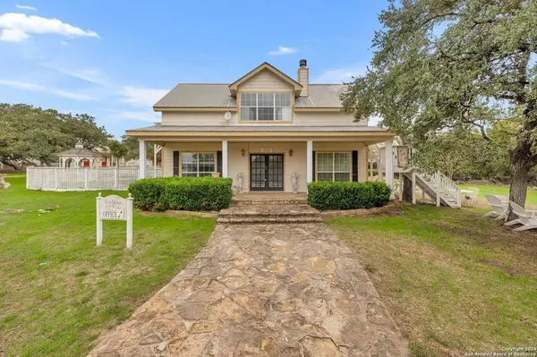 251 Circle DR, Wimberley, TX 78676