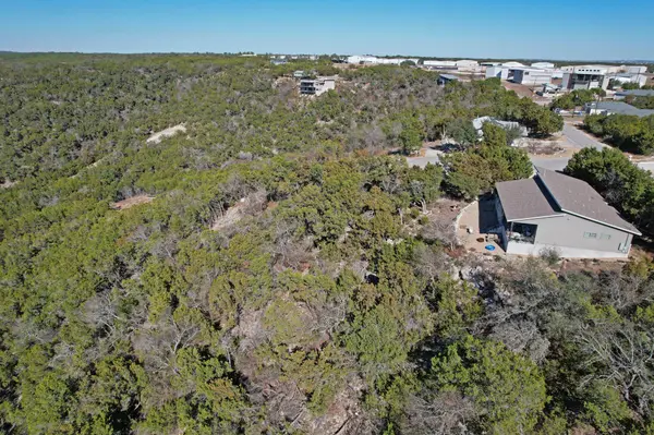 21205 Wakashan CV, Lago Vista, TX 78645