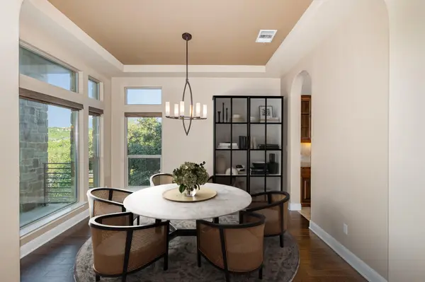 101 Stephanie LN, Austin, TX 78738
