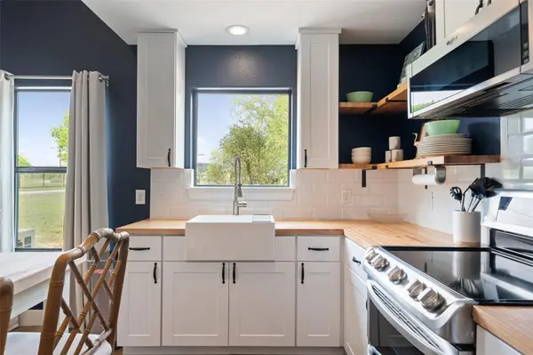 2410 Flite Acres RD, Wimberley, TX 78676