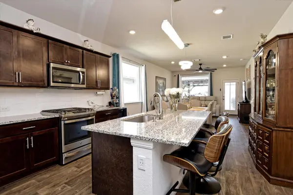213 Brooklyn DR, Georgetown, TX 78626