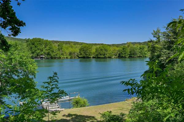 4200 Rivercrest DR, Austin, TX 78746