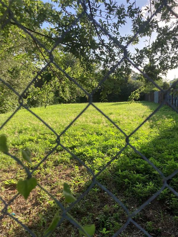 1192 B Comal St ST, Austin, TX 78702