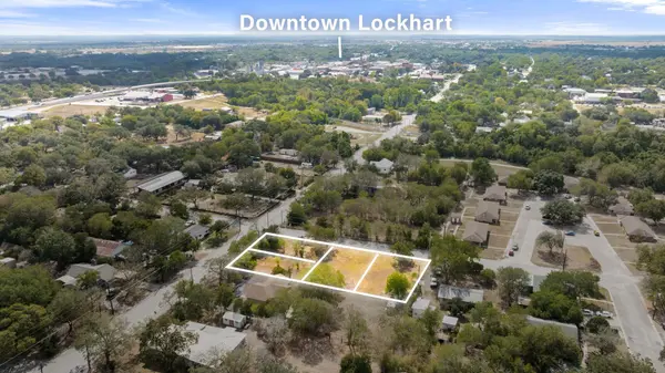315 W Olive ST, Lockhart, TX 78644