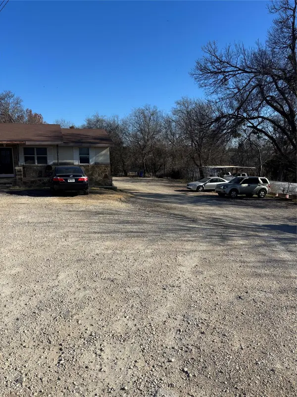 2214 Gardenia DR, Austin, TX 78727