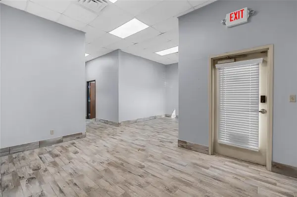 13400 Immanuel RD #B, Pflugerville, TX 78660