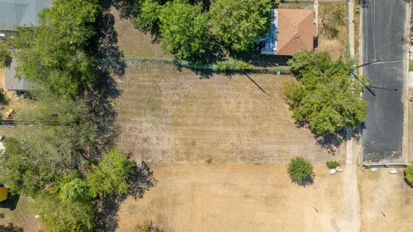 1135 Saucedo ST, Austin, TX 78721
