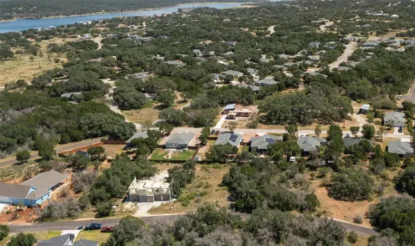 21800 Cardinal Ave, Lago Vista, TX 78645