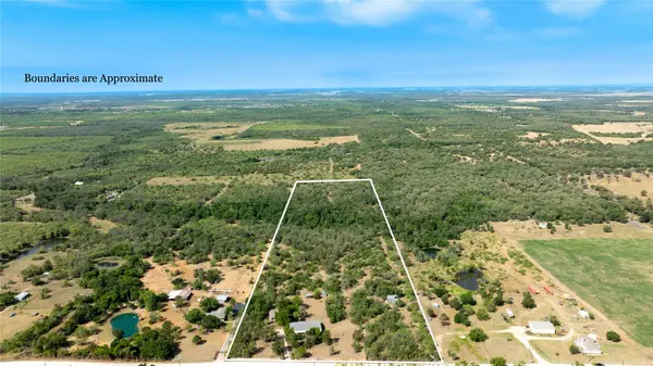 1400 Seminole TRL, Dale, TX 78616