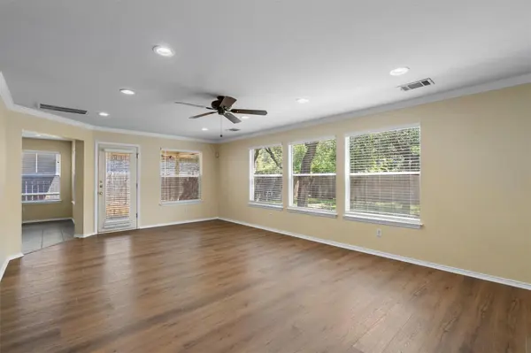 8336 Alvin High LN, Austin, TX 78729