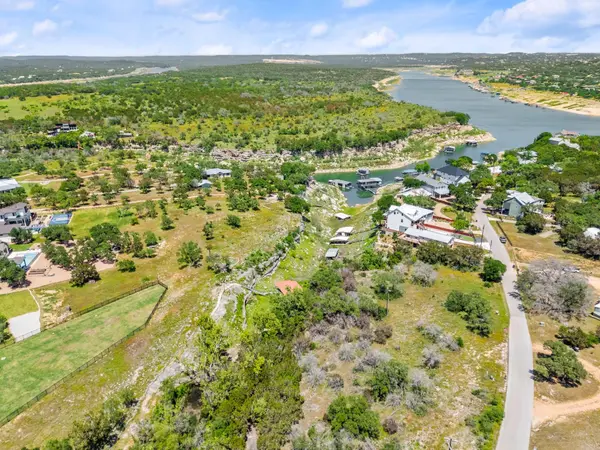 525 Pace Bend RD N, Spicewood, TX 78669