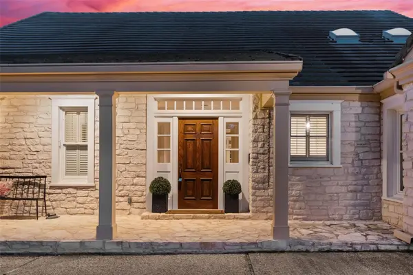 52 Club Estates PKWY, The Hills, TX 78738