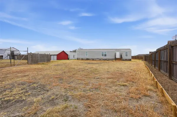 260 Ganado DR, Kyle, TX 78640