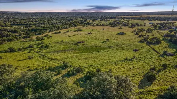 5274 County Road 200, Liberty Hill, TX 78642