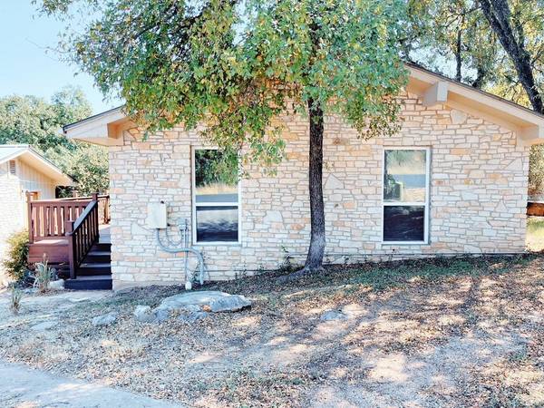 317 Clayton Nolen DR, Horseshoe Bay, TX 78657