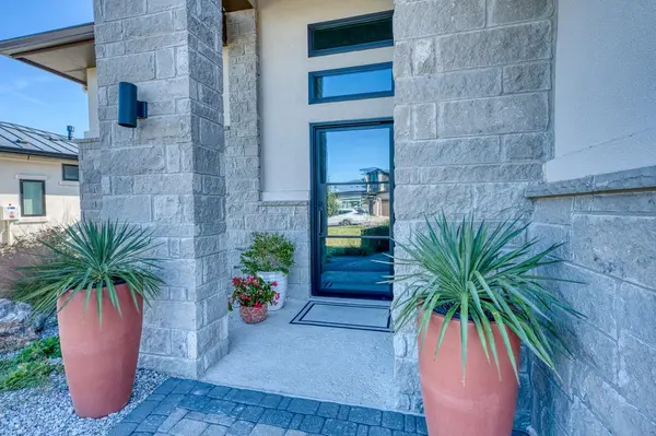 202 Azalea LOOP, Horseshoe Bay, TX 78657