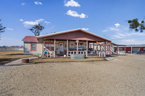 5300 County Road 424, Taylor, TX 76574