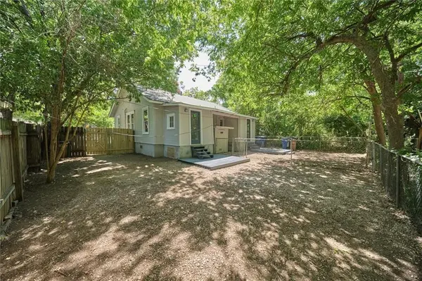 206 W 45th ST, Austin, TX 78751