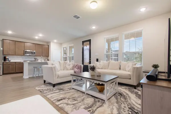 124 Barret DR, Liberty Hill, TX 78642
