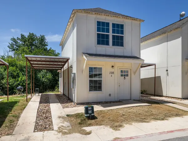230 Debus DR #108 B, Taylor, TX 76574