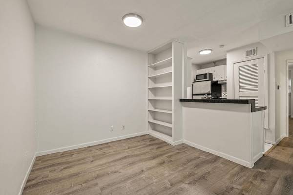 4306 Avenue A #105, Austin, TX 78751