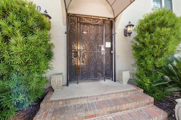 910 Duncan LN #52, Austin, TX 78705