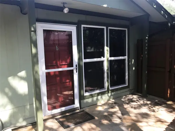 816 Ramble LN #B, Austin, TX 78745