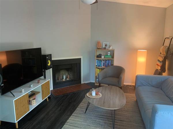 816 Ramble LN #B, Austin, TX 78745