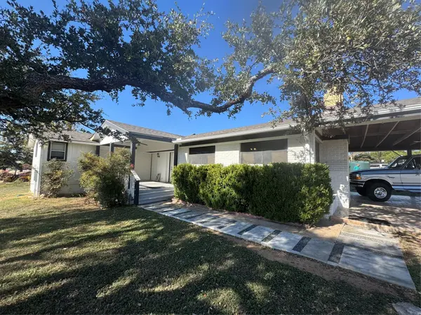 5300 W Highway 290, Dripping Springs, TX 78620