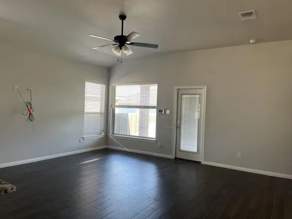 153 Citation DR, Jarrell, TX 76537