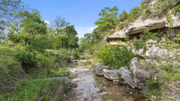 #26 Mesa Ranch RD, Dripping Springs, TX 78620