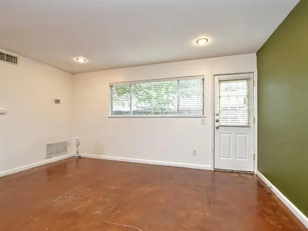 604 Franklin BLVD #B, Austin, TX 78751