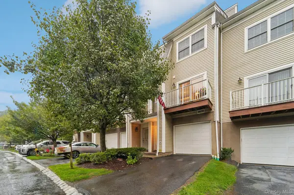 122 Crystal Hill DR, Pomona, NY 10970