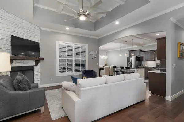 835 E Donegal CIR, Nixa, MO 65714