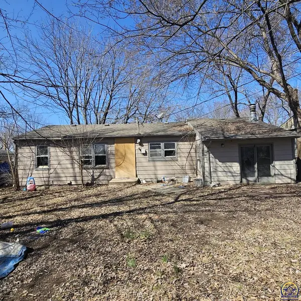 2726 Bonanza ST, Lawrence, KS 66044
